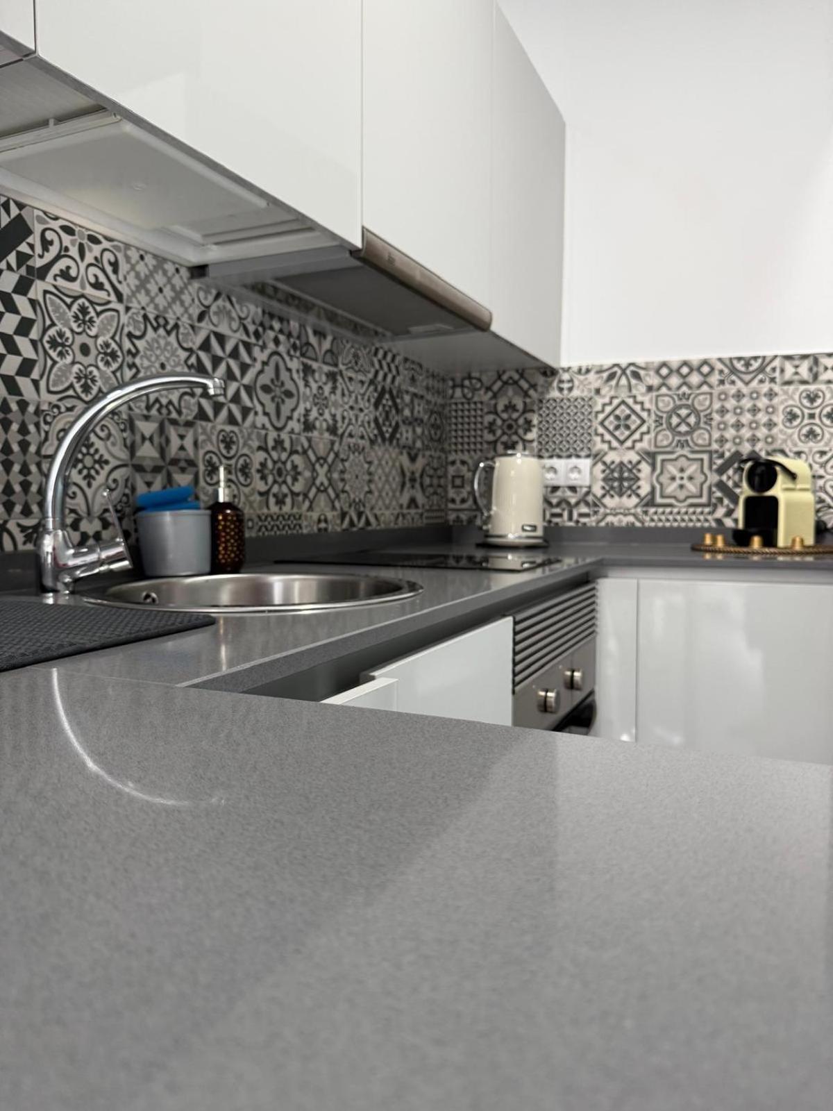 Apolo Studio: Apartamento En Playa De Las Canteras Las Palmas de Gran Canaria Extérieur photo